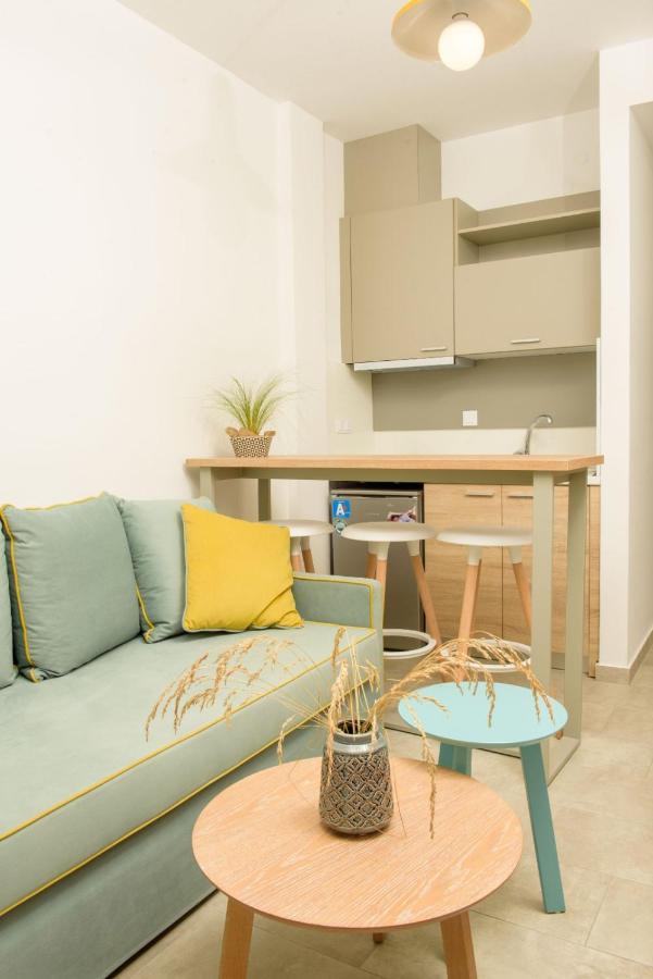 Apartament Στ' Ακρογιάλι Nea Roda Zewnętrze zdjęcie